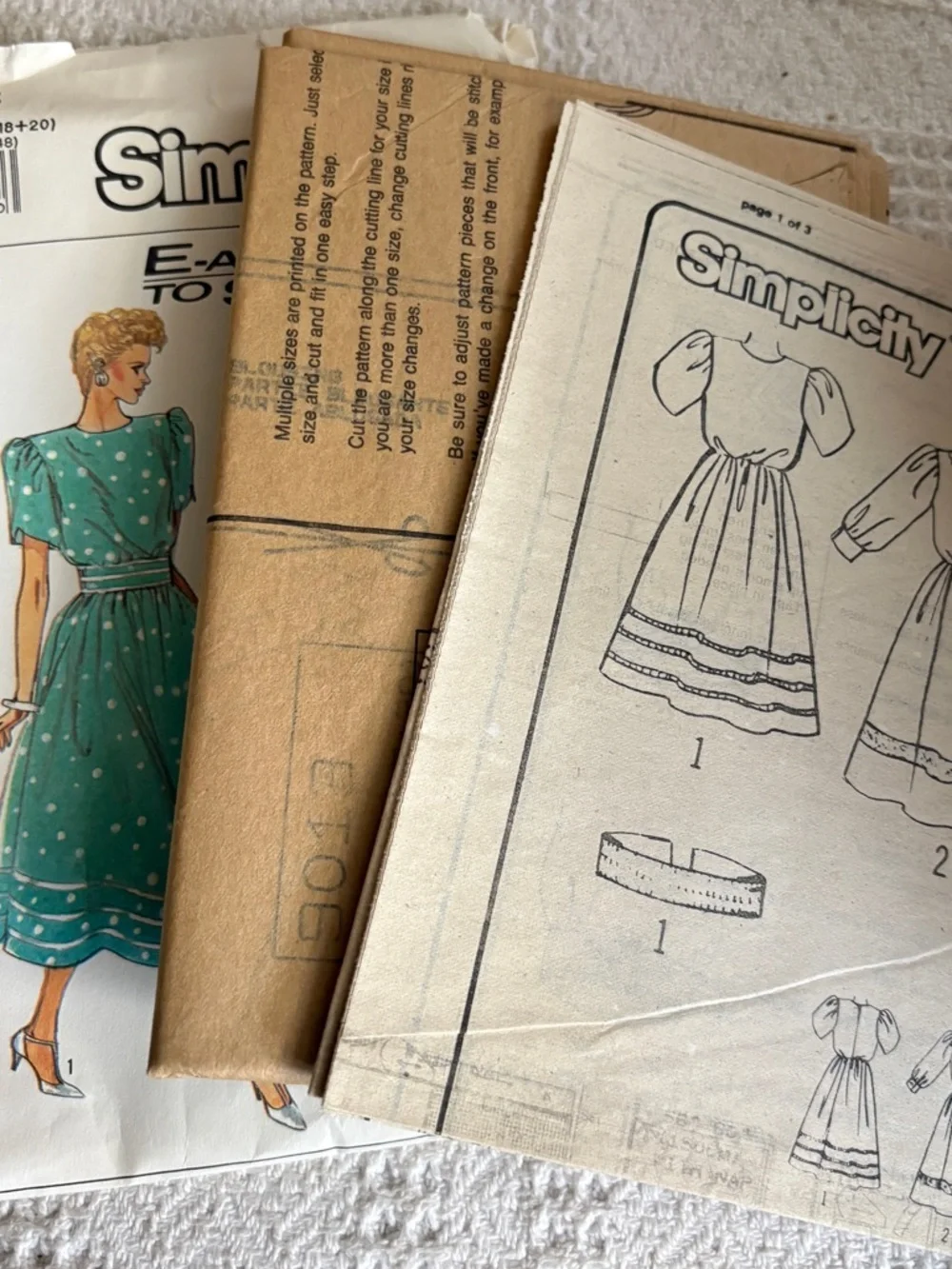 Easy-to-Sew Simplicity Pattern 9013 U for Misses’ Dress